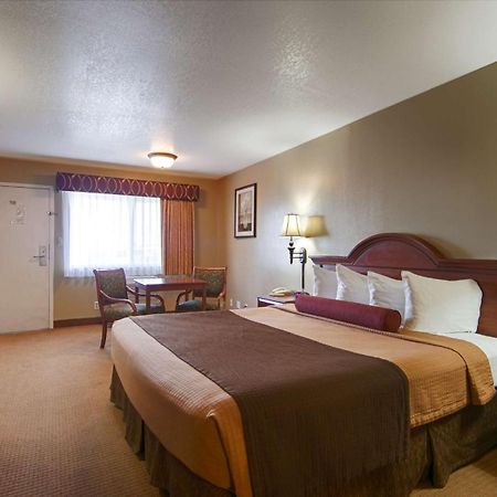 Best Western Desert Winds Mojave Exterior photo